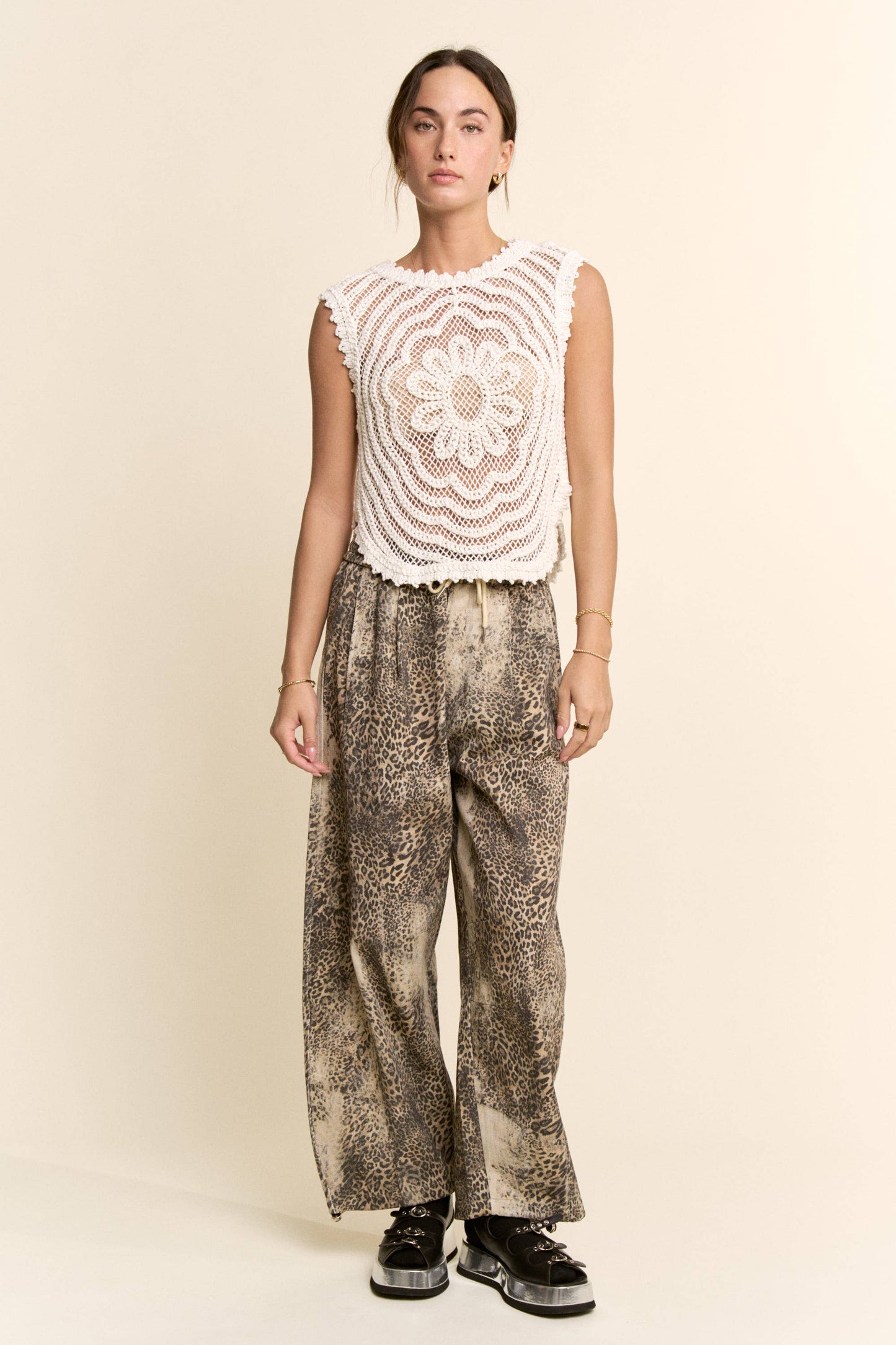 CROCHET CROP TANK TOP SLEEVELESS OPEN LACE FLORAL: Cream