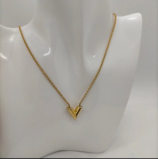 Louis Vuitton Essential V Pendant Necklace
