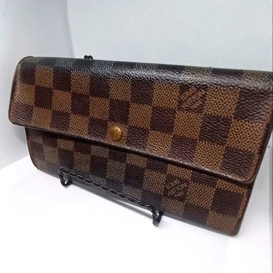 Louis Vuitton Porte Sarah Wallet