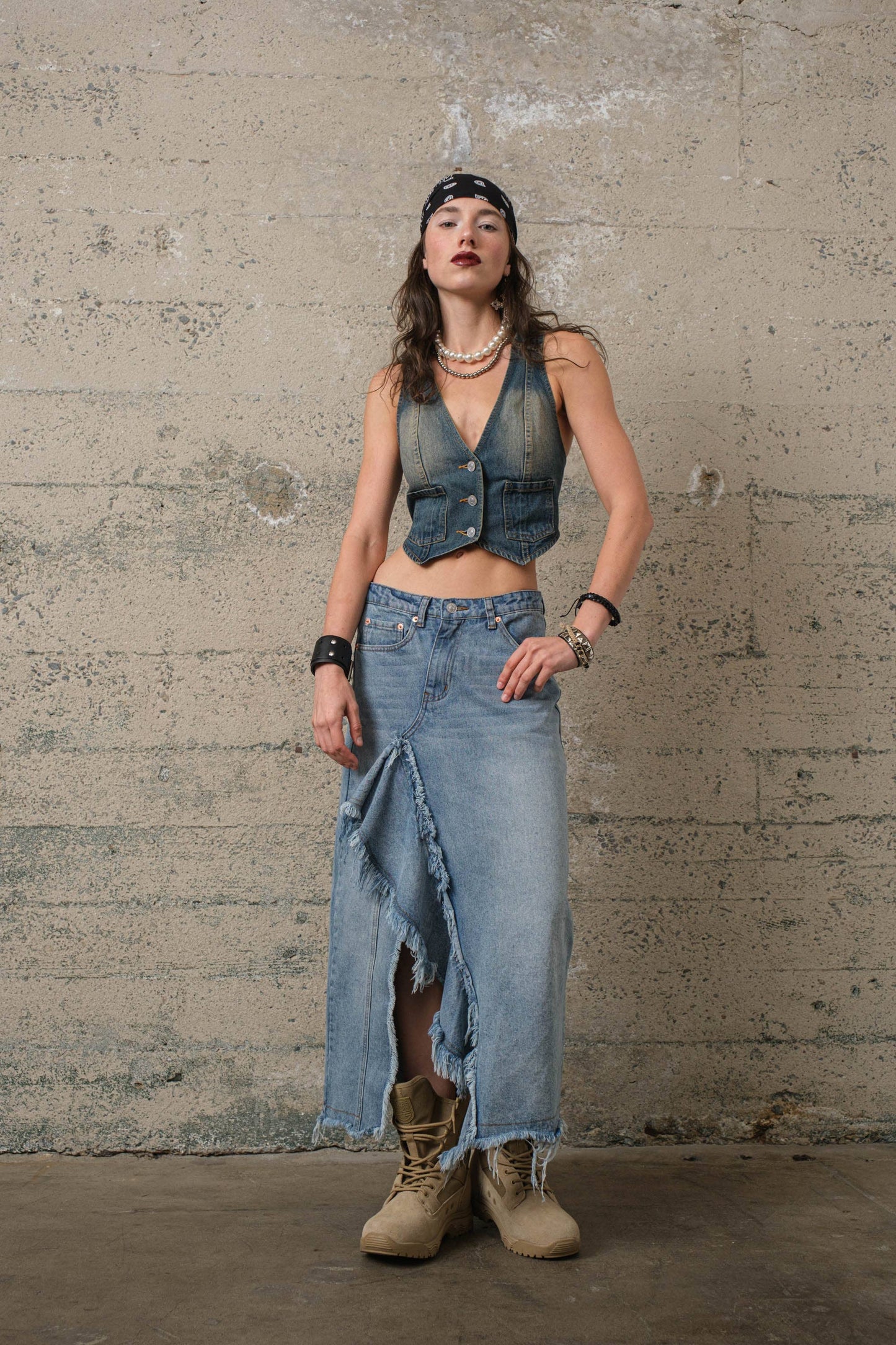 DENIM SKIRT S7688: MEDIUM DENIM