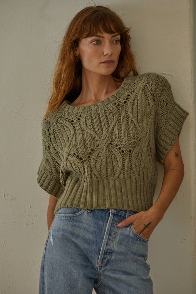 Crochet Round Neck Short Sleeve Top: Olive