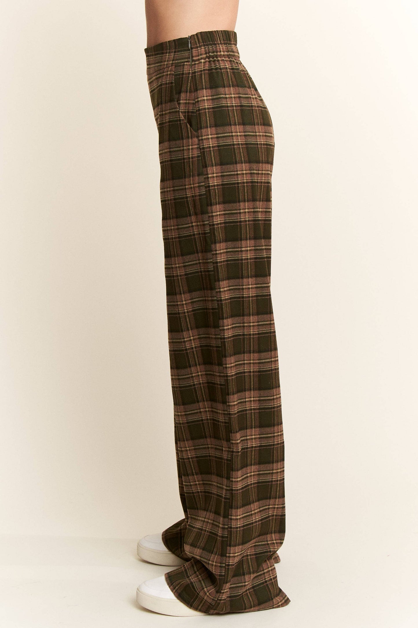 PLAID WIDE LEG SOFT DRESS PANTS: OLIVE/MOCHA