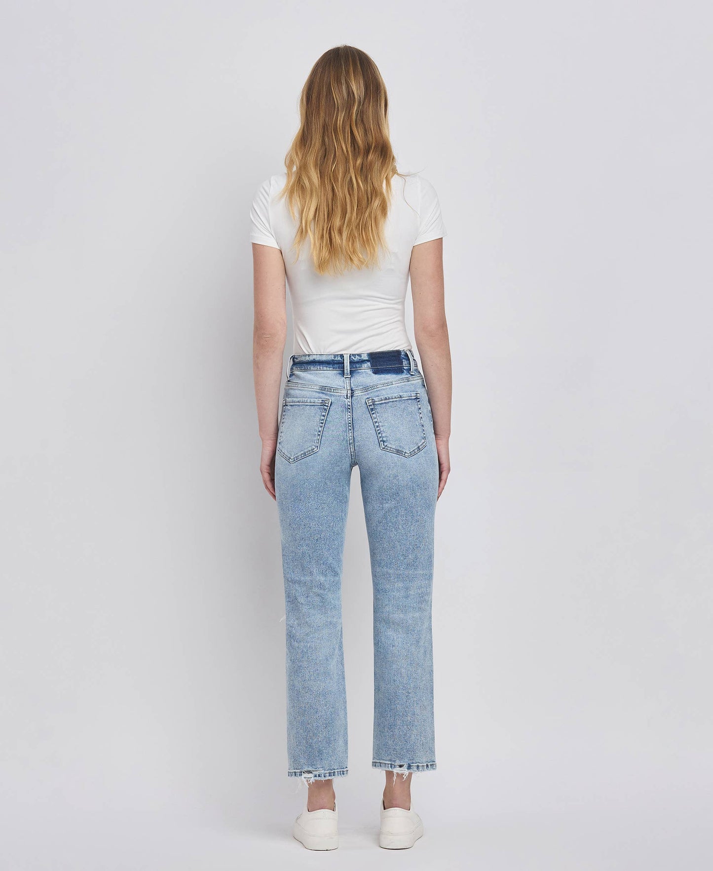 HIGH RISE DISTRESSED STRAIGHT JEANS F5689: VIVID