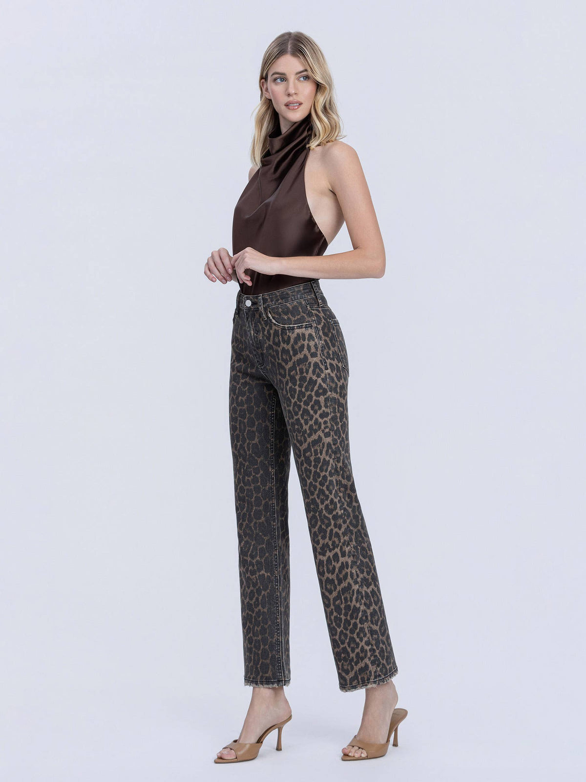 HIGH RISE LEOPARD PRINT SLIM WIDE JEANS F6381LPD: LEOPARD