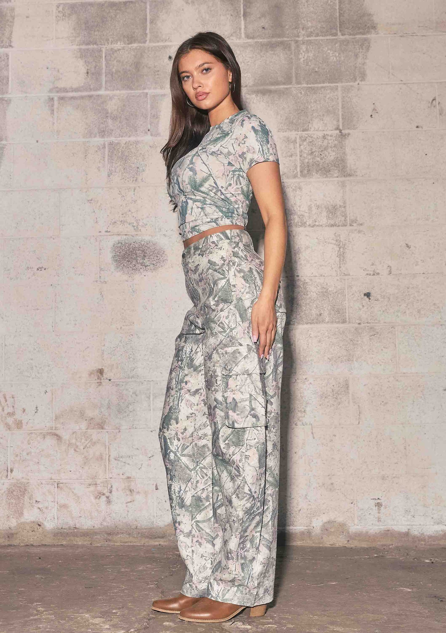 Rhinestone Camo Print Baggy Barrel Jeans: Pink wood
