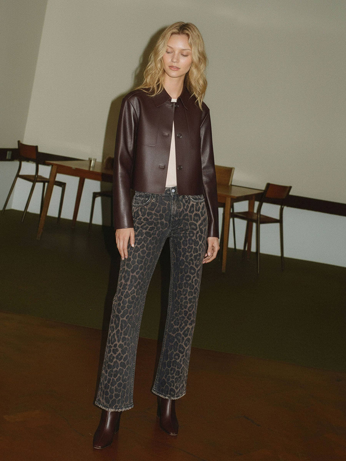 HIGH RISE LEOPARD PRINT SLIM WIDE JEANS F6381LPD: LEOPARD