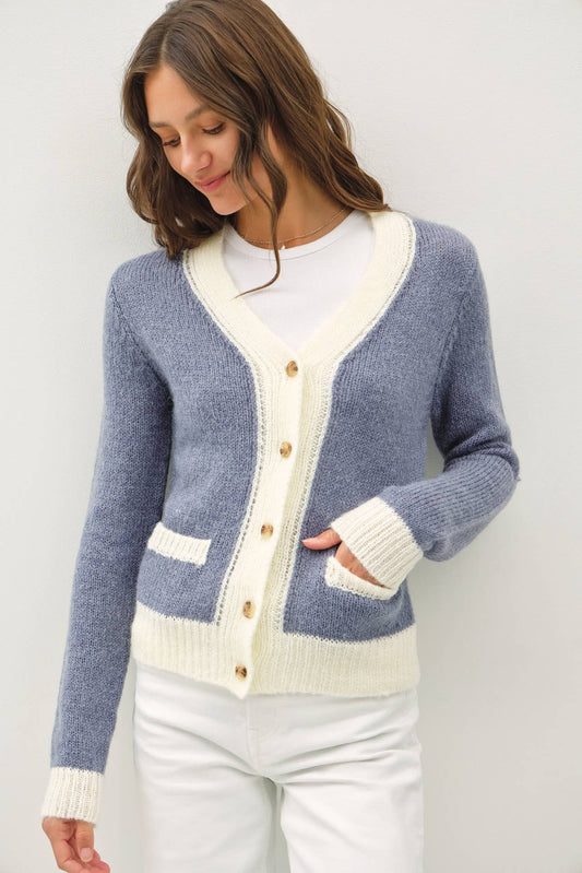 TWO TONE VARSITY STYLE BUTTON UP CARDIGAN: Denim Blue / S