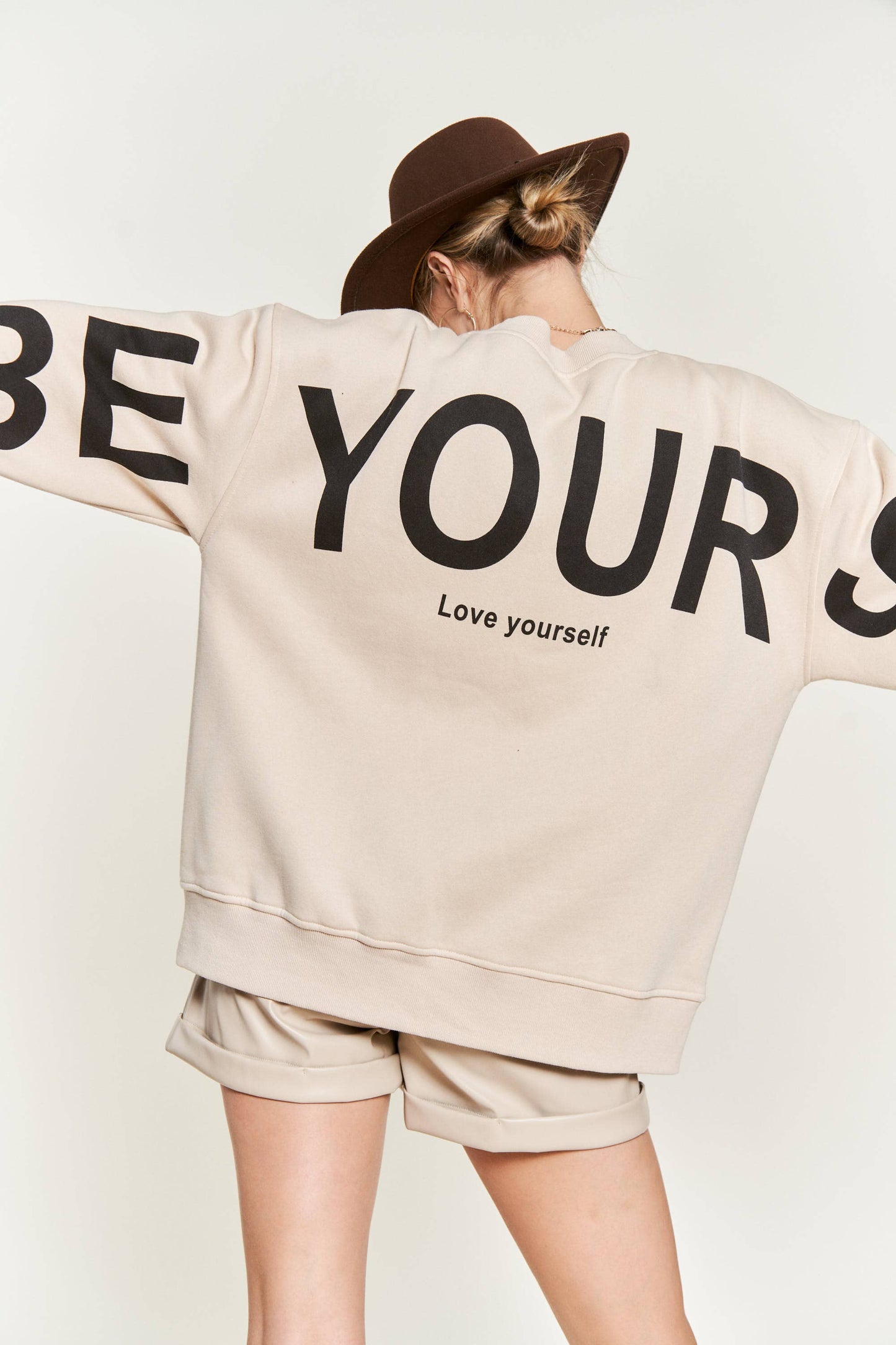 Printed Oversized Sweatshirt: Pink
