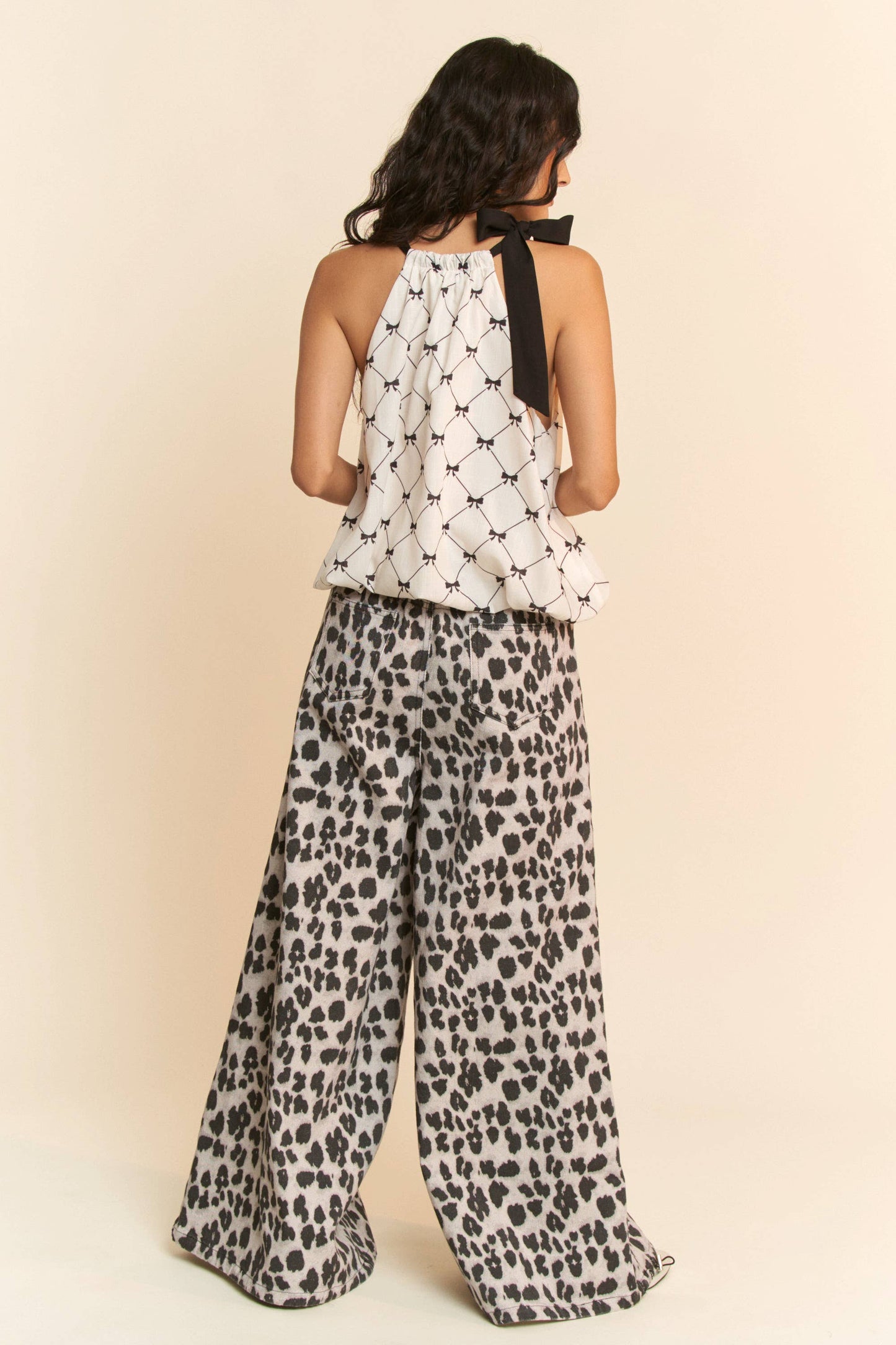 RIBBON CHECKER PRINTED TIE HALTER NECK BLOUSE TOP: Ivory