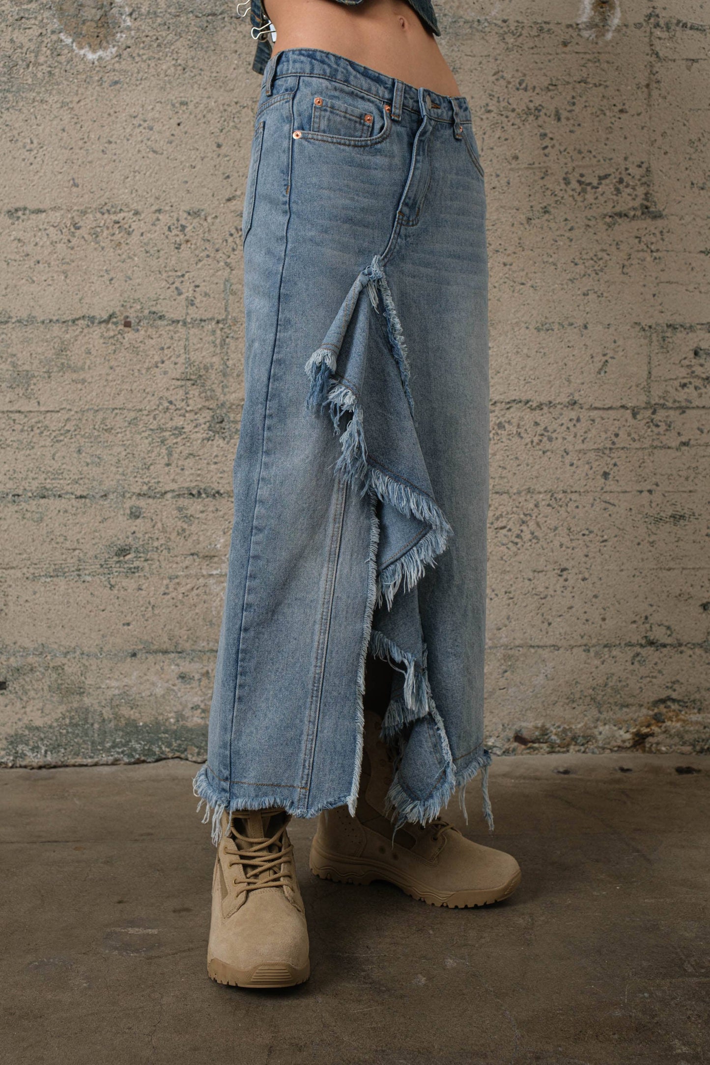 DENIM SKIRT S7688: MEDIUM DENIM