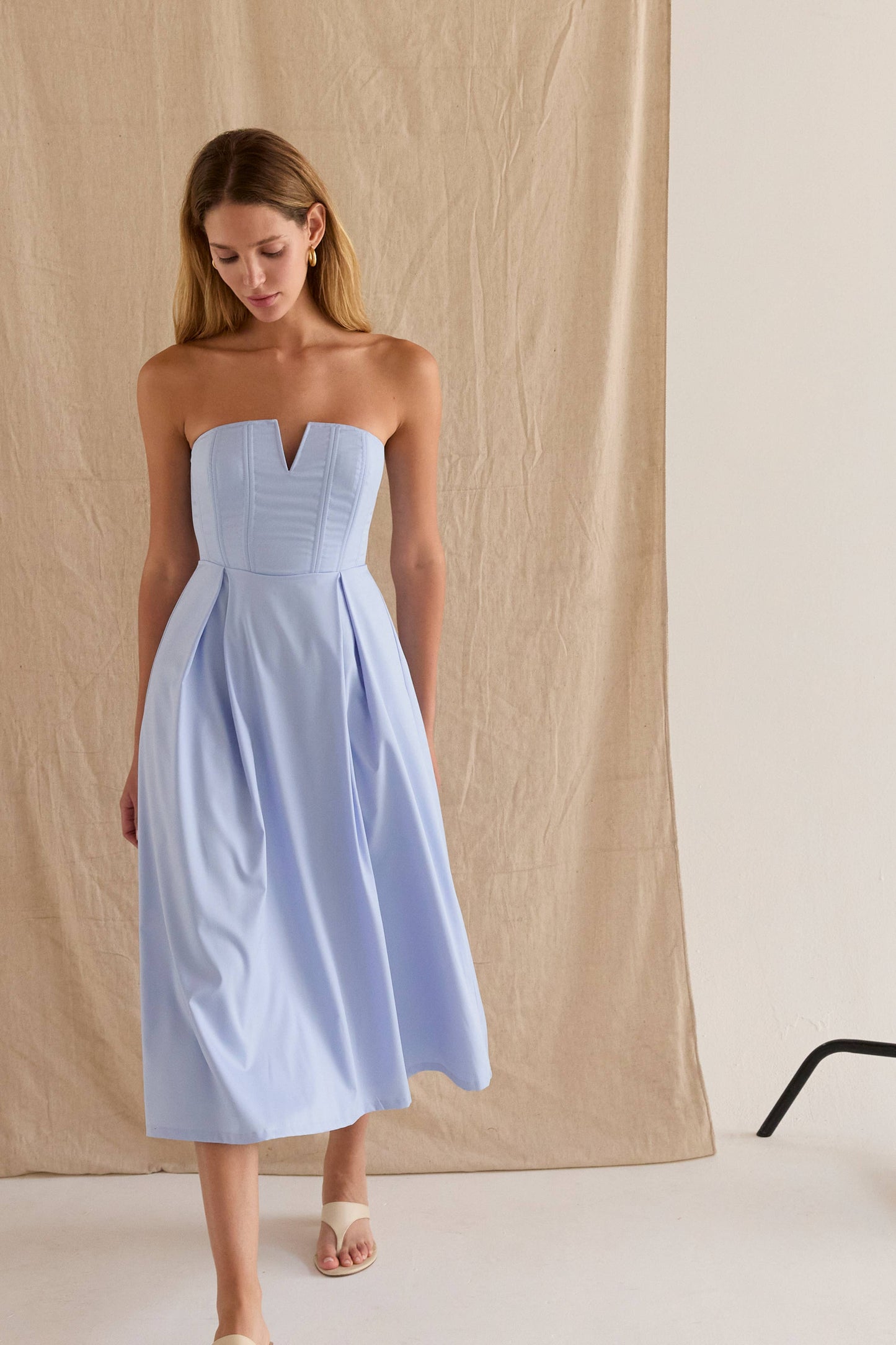 Zae V-Wire Modal Blend Midi Dress: LT. BLUE