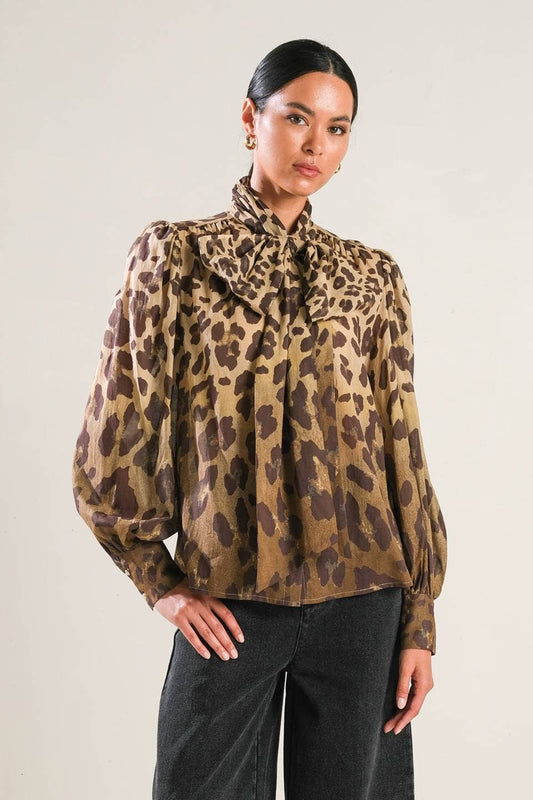 A printed woven top - FT1301: TAUPE BROWN / Contemporary / S